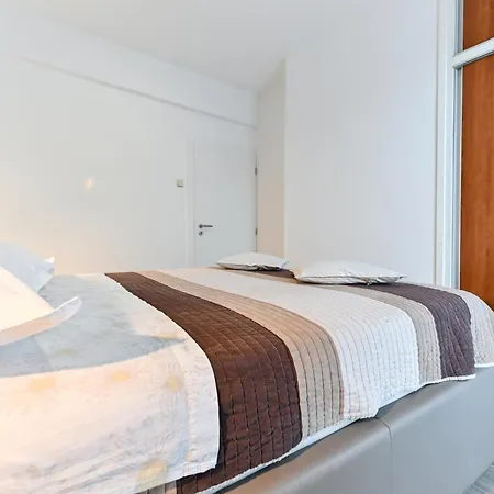 Bazdaric Apartment *